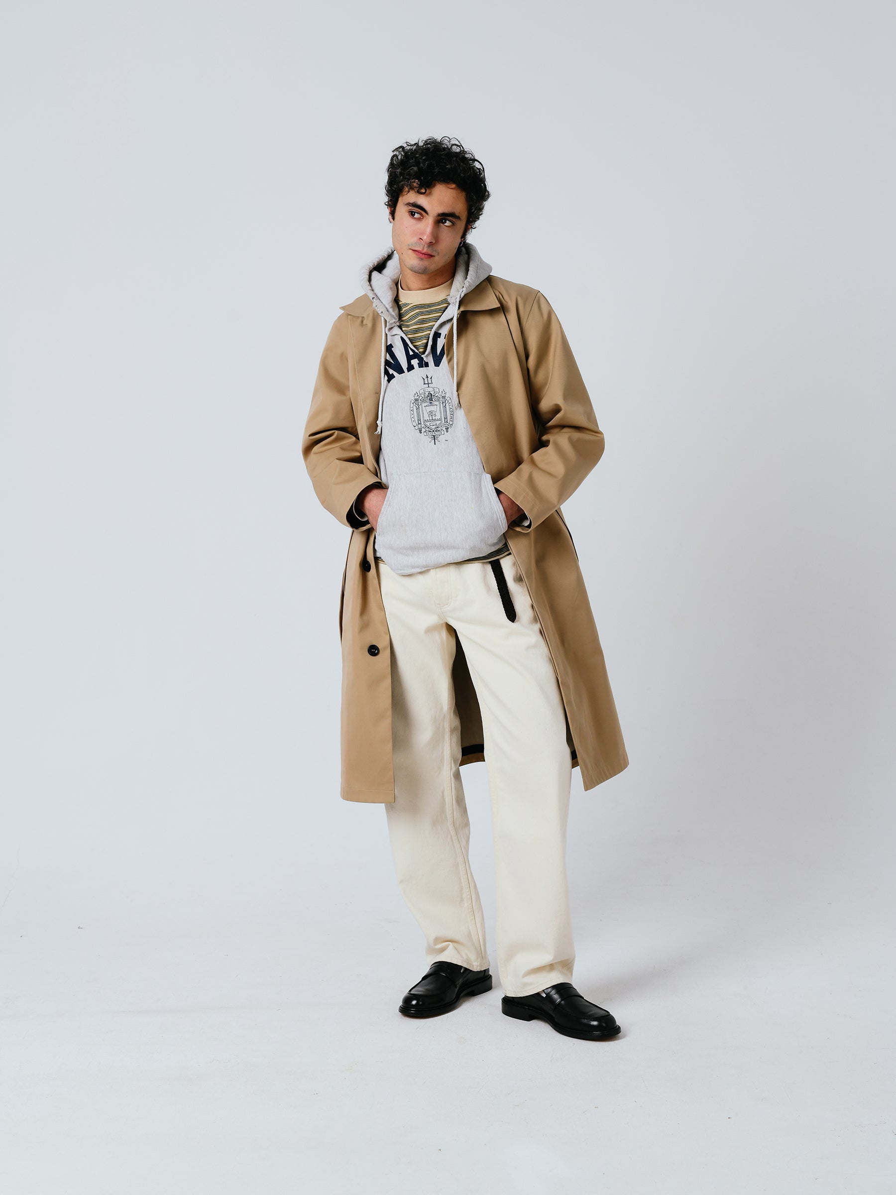 Beaubourg mac coat in beige