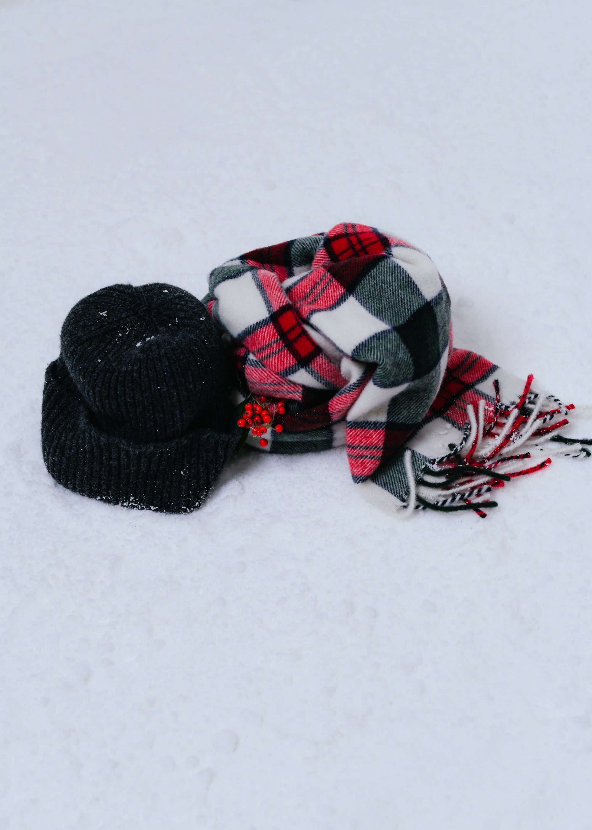 Duo bonnet Brighton marine et écharpe Murray rouge