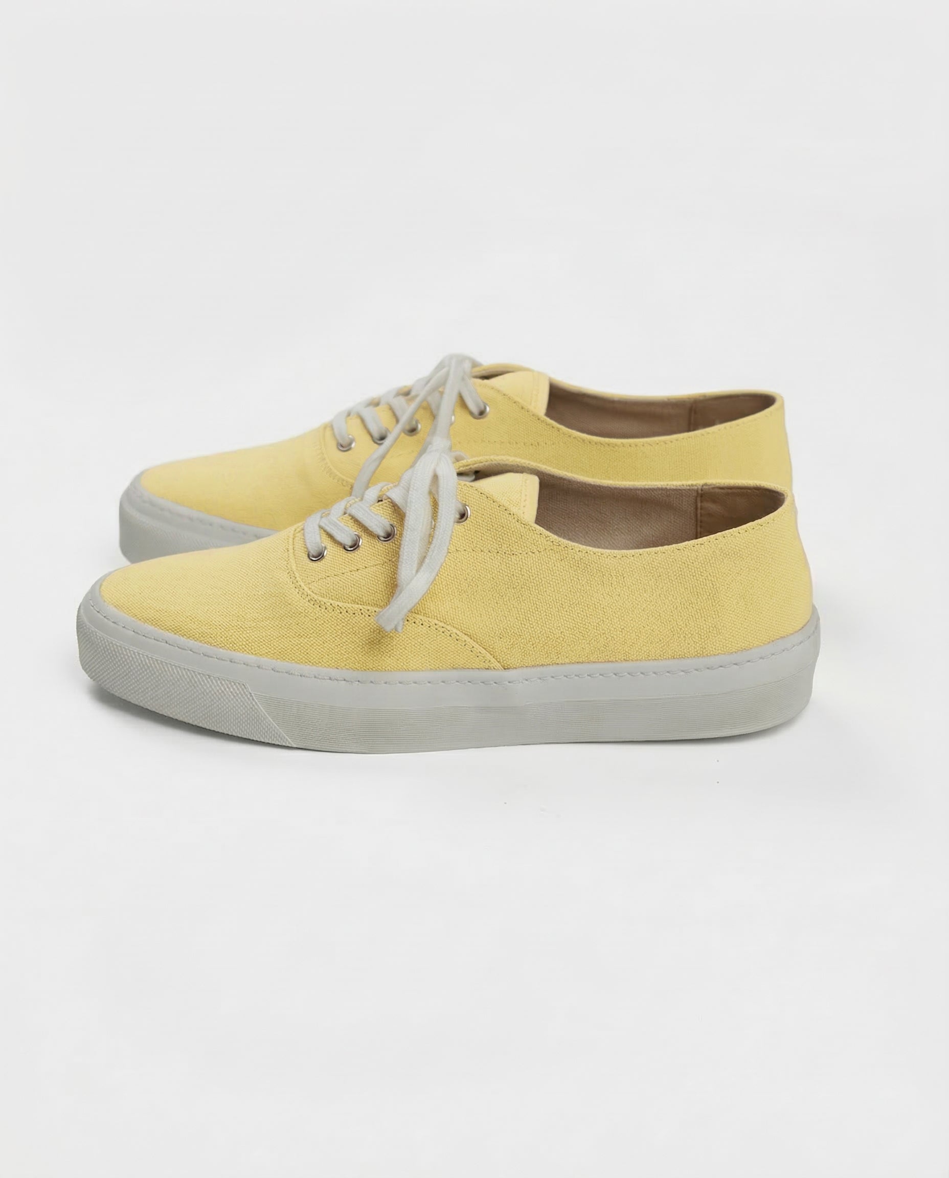 Nazare sneakers in pale yellow
