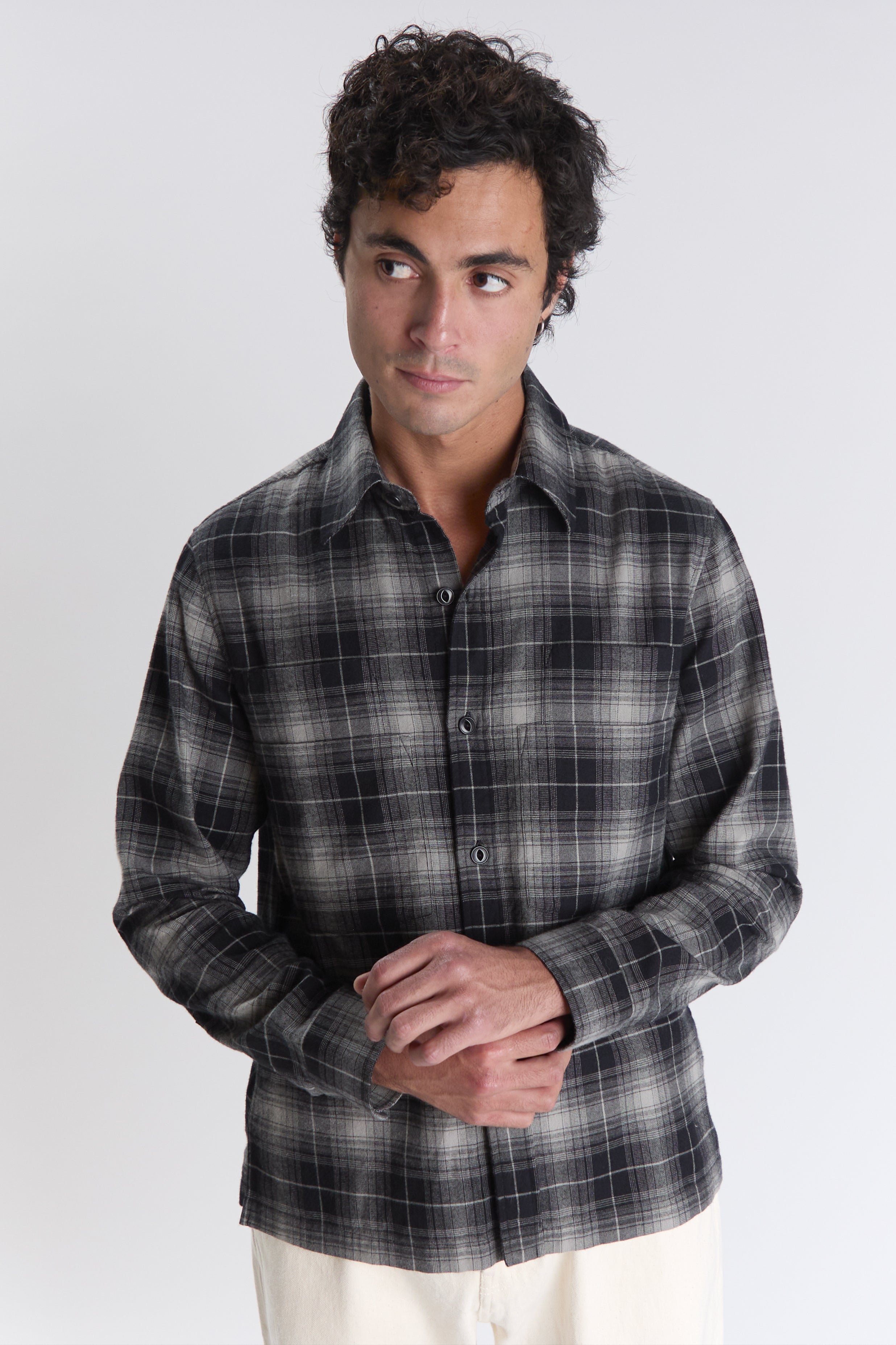 Benton shirt in charcoal