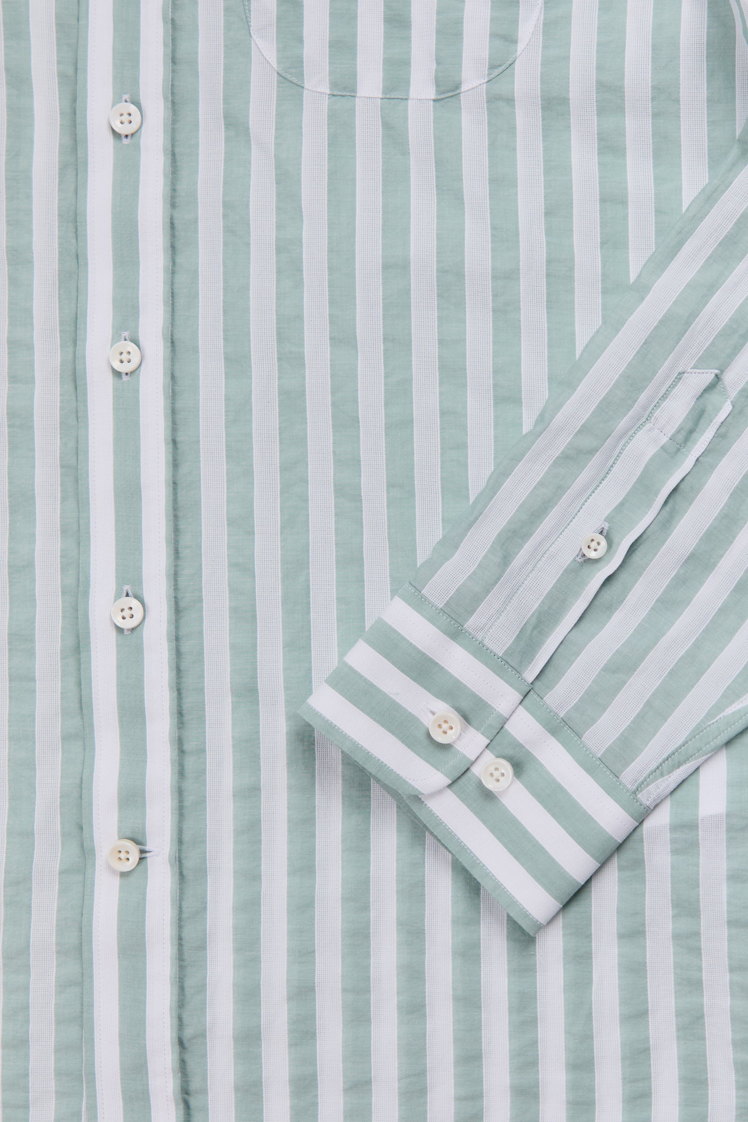 Calvi shirt in green and white