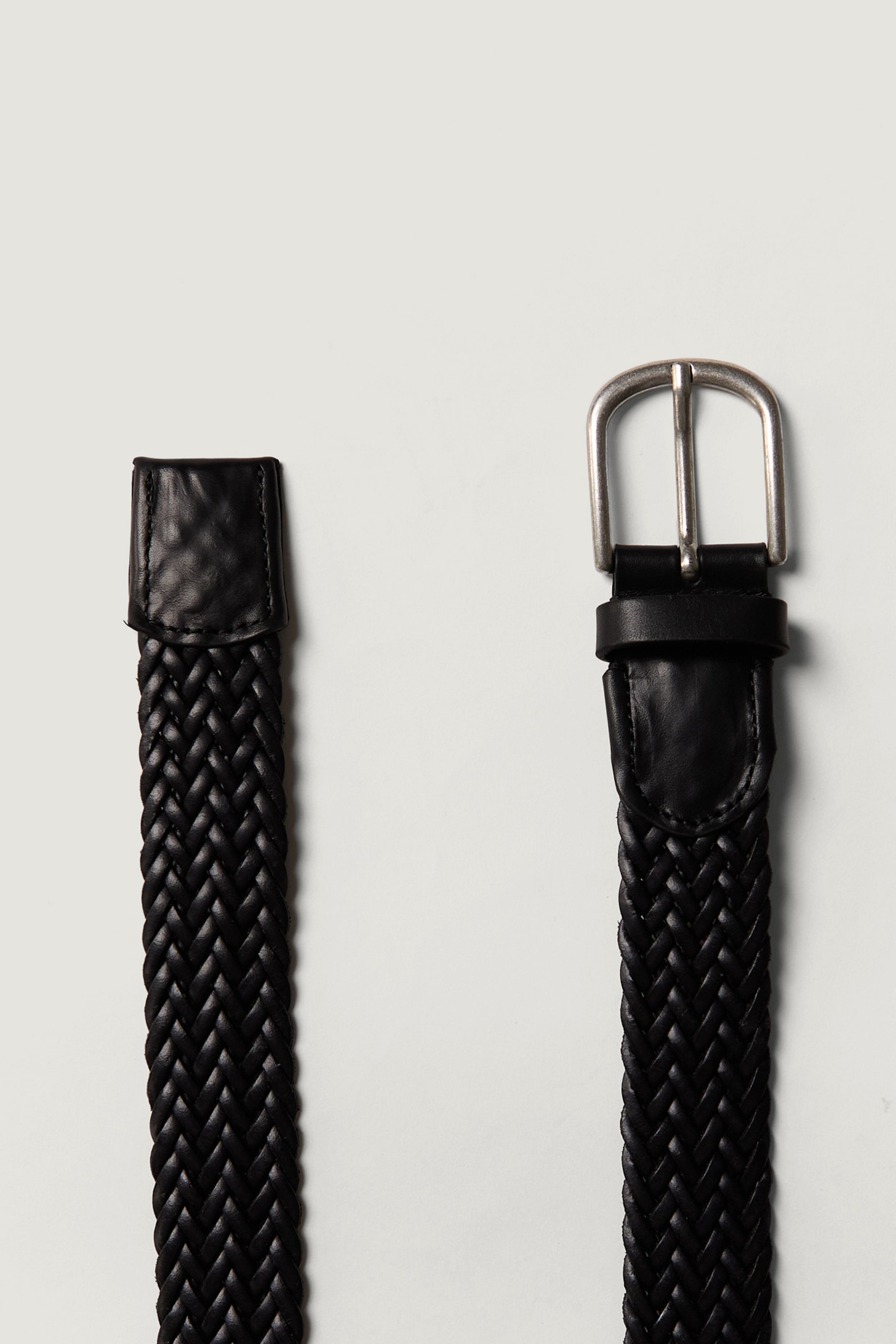 Anzio belt in black