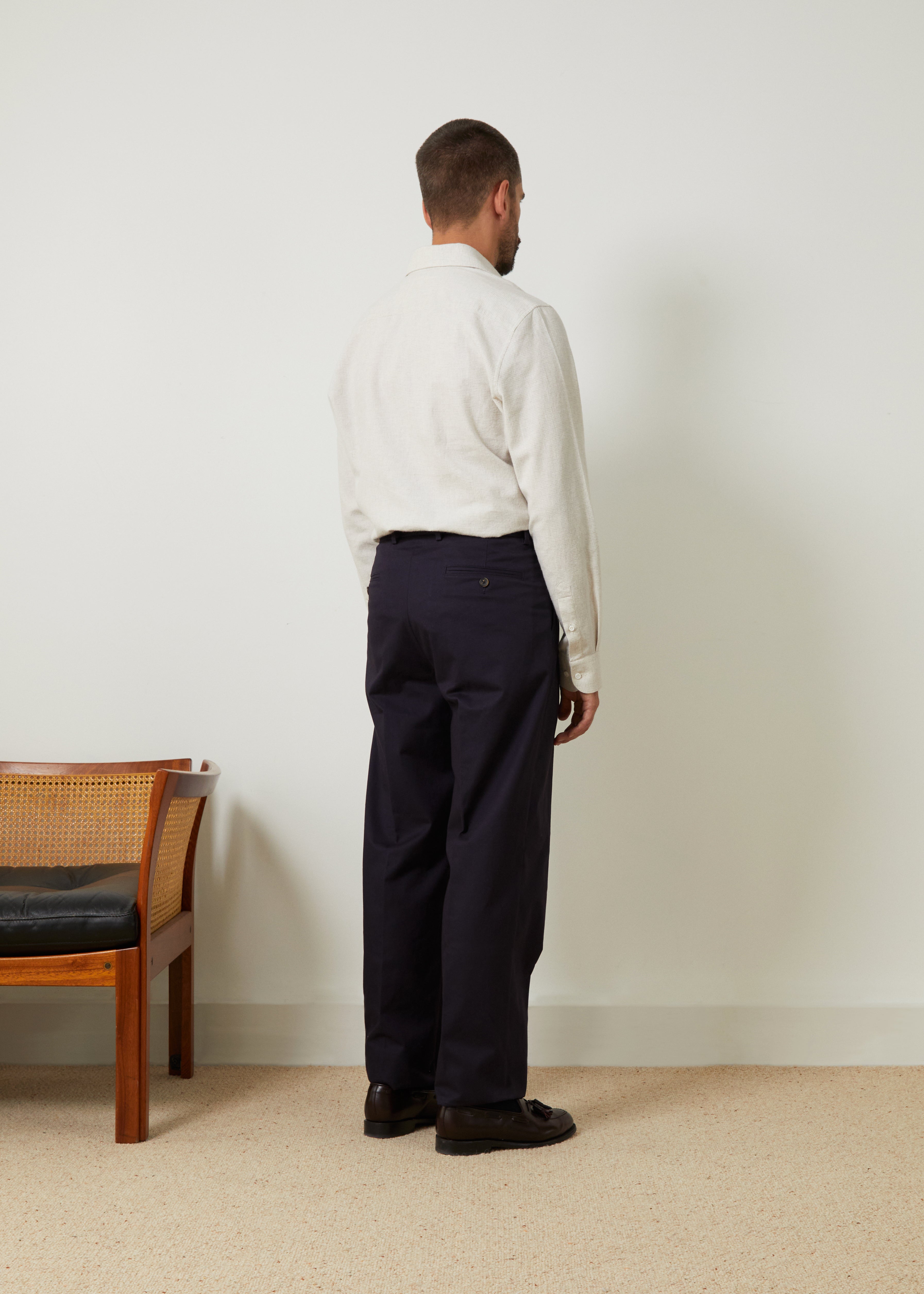 Poetto Navy Blue Pleated Pants