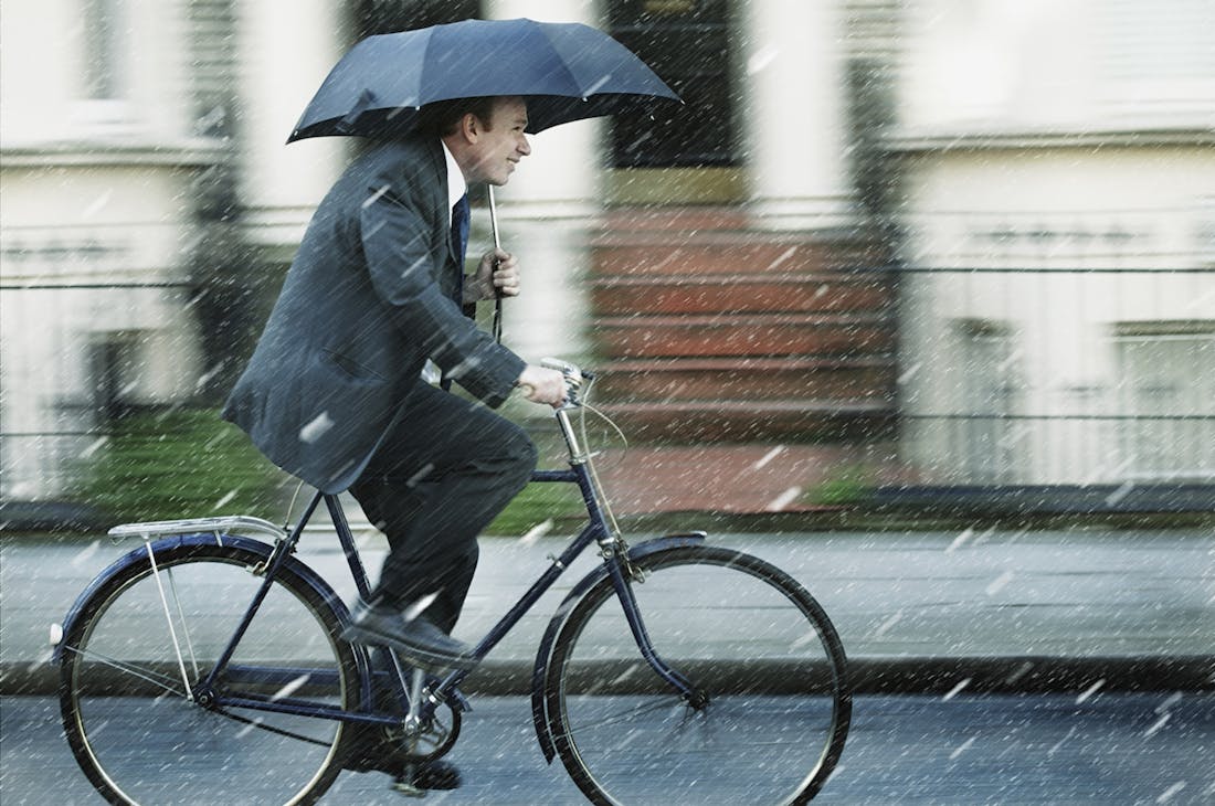 Pourquoi le pantalon waterproof pour la ville n’existe pas – Carte blanche à… Benoît