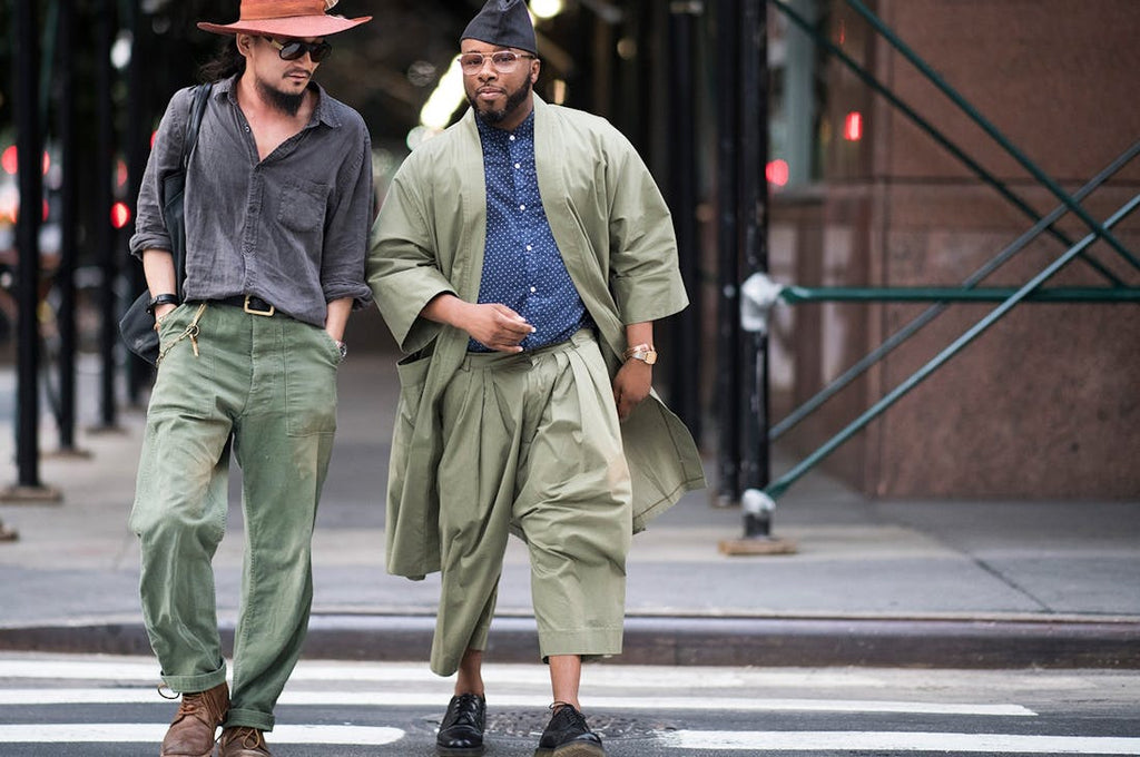 how to dress green cargo pants 13 Stylish Green Cargo Pants Outfit Ideas for 2024