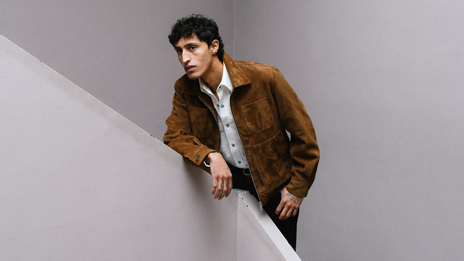 Présentation du blouson Tucson en cuir suédé