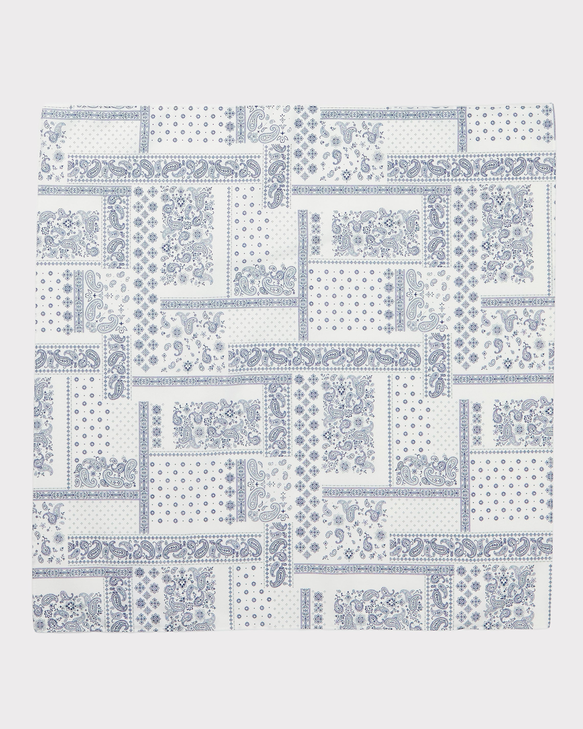 Minato bandana in white