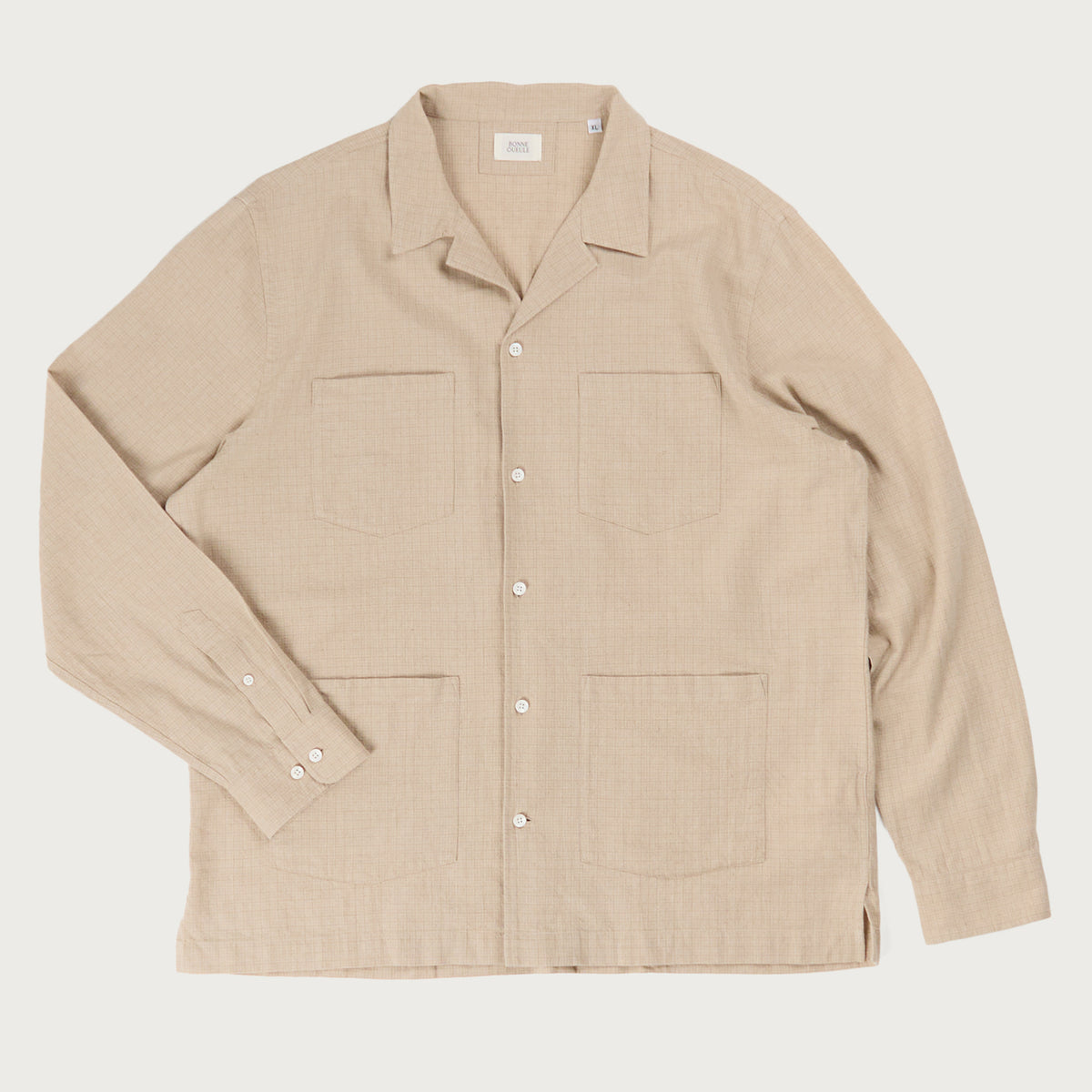 CHEMISE BLANCHE EN SOIE PERLÉE – ANI ARPÉ