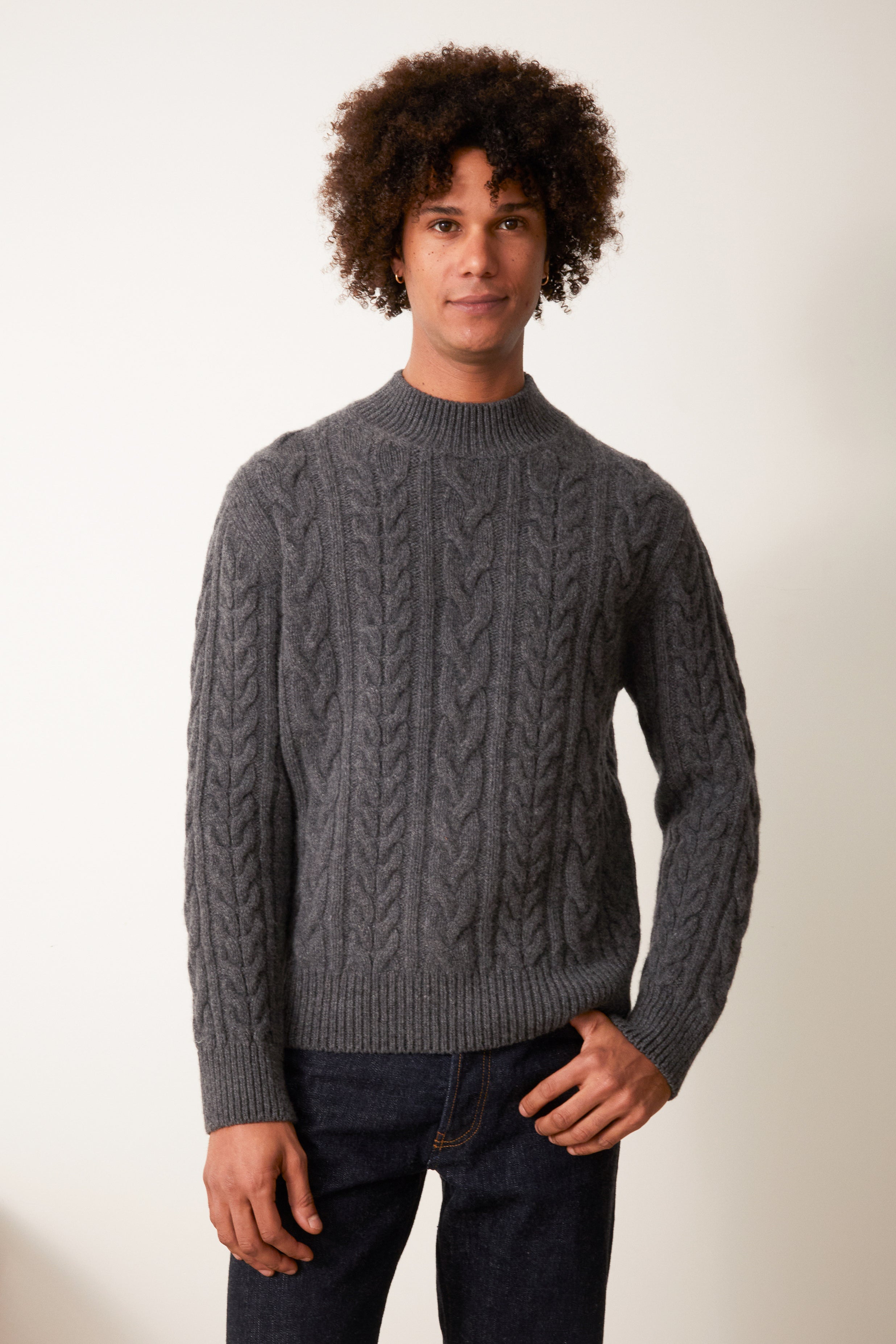 Molene sweater in charcoal