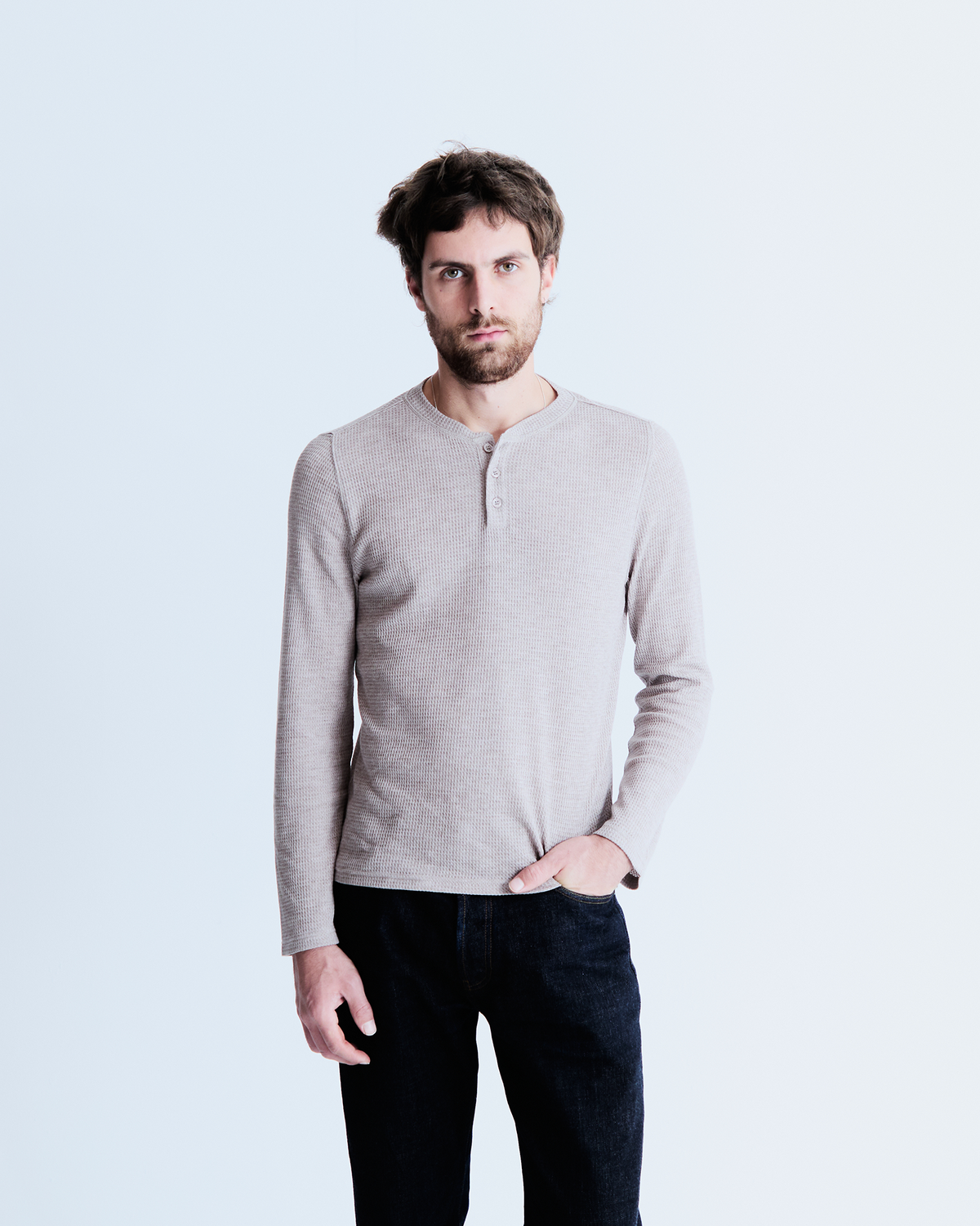 Boston henley in taupe