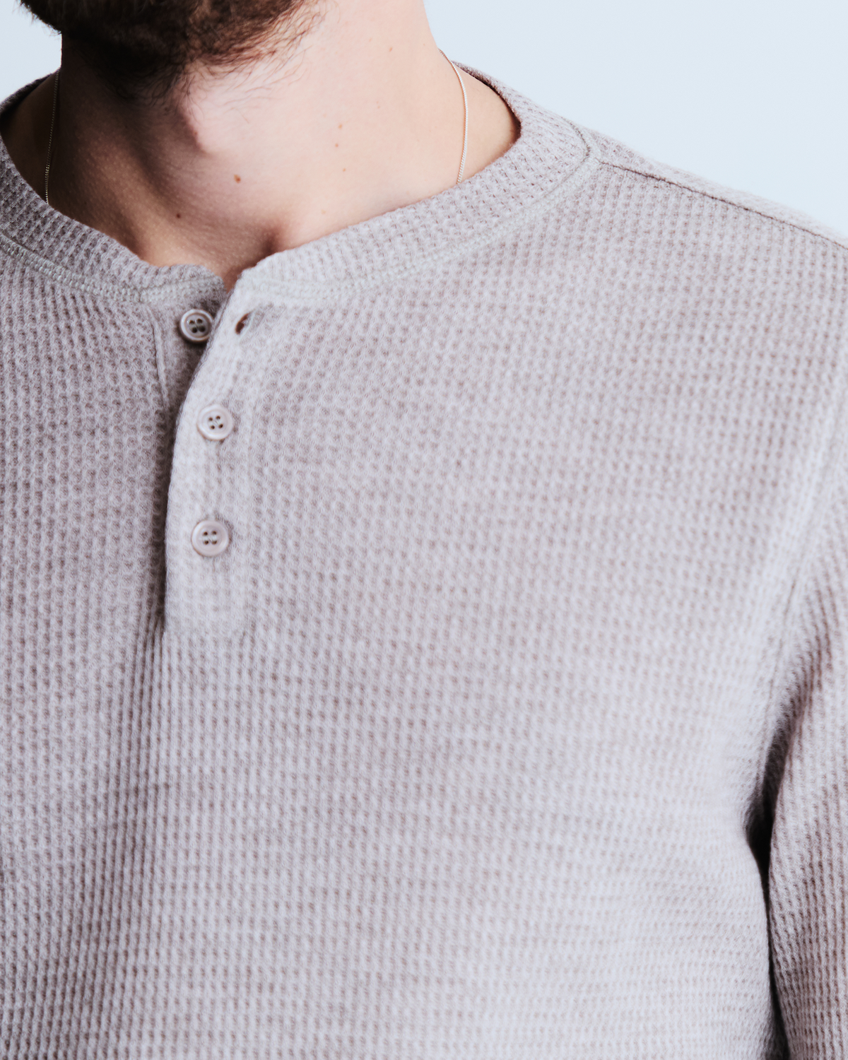 Boston henley in taupe