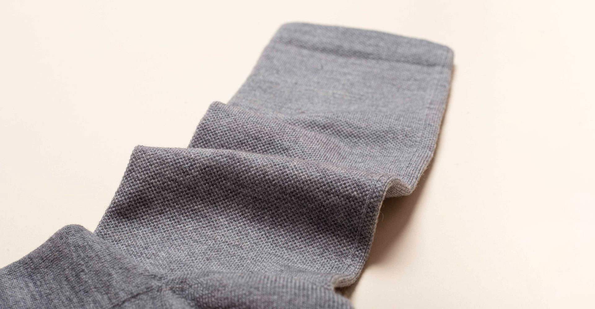 couverture chaussettes felix gris 1