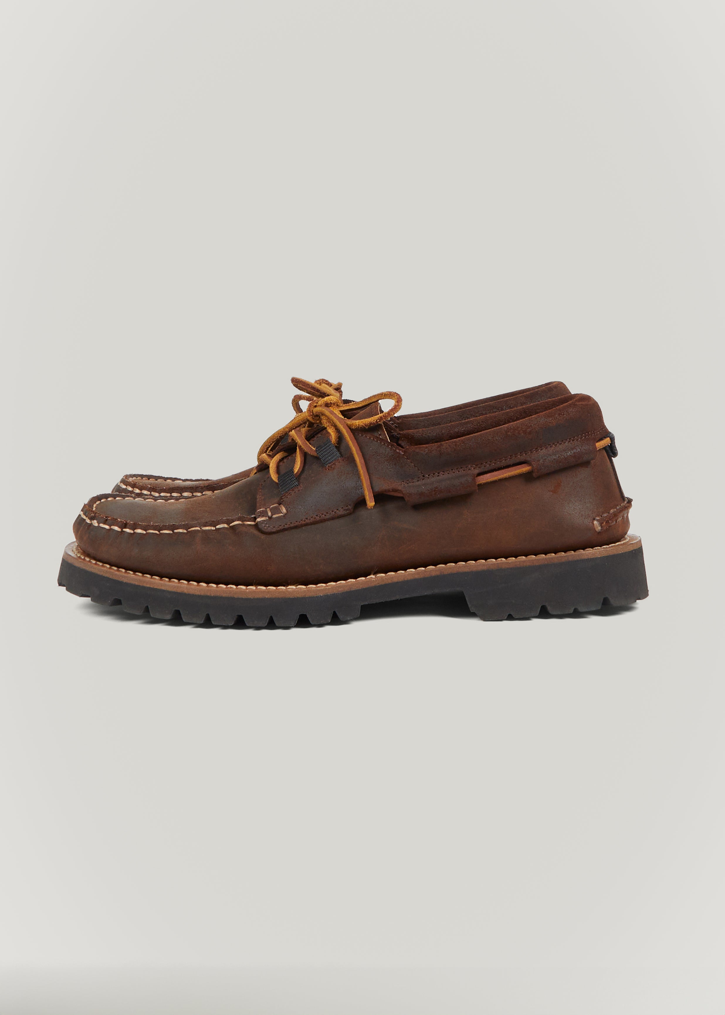 Chaussures bateaux Karysta en cuir suede gras marron Bonnegueule