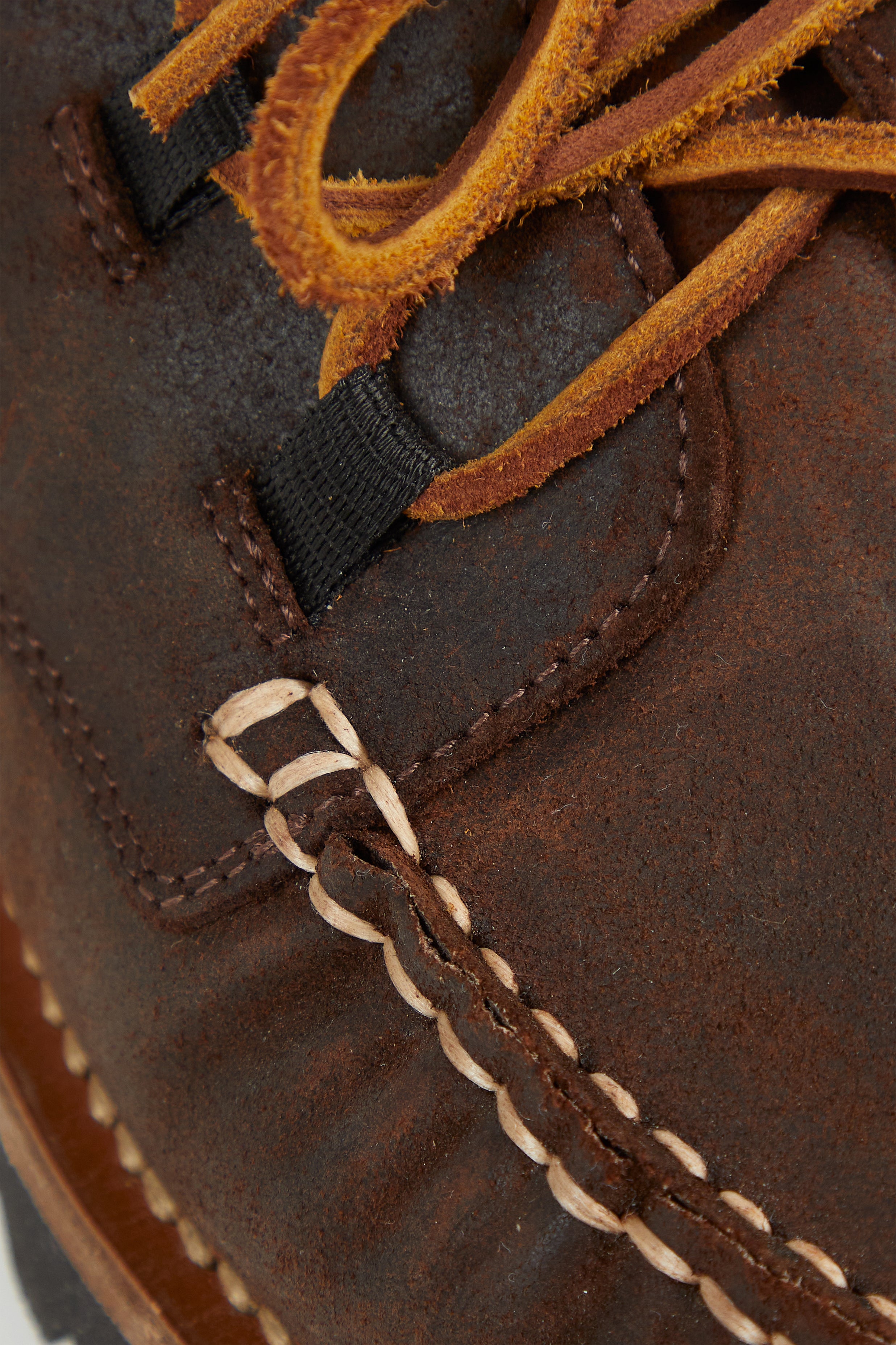 Karysta boat shoes in brown