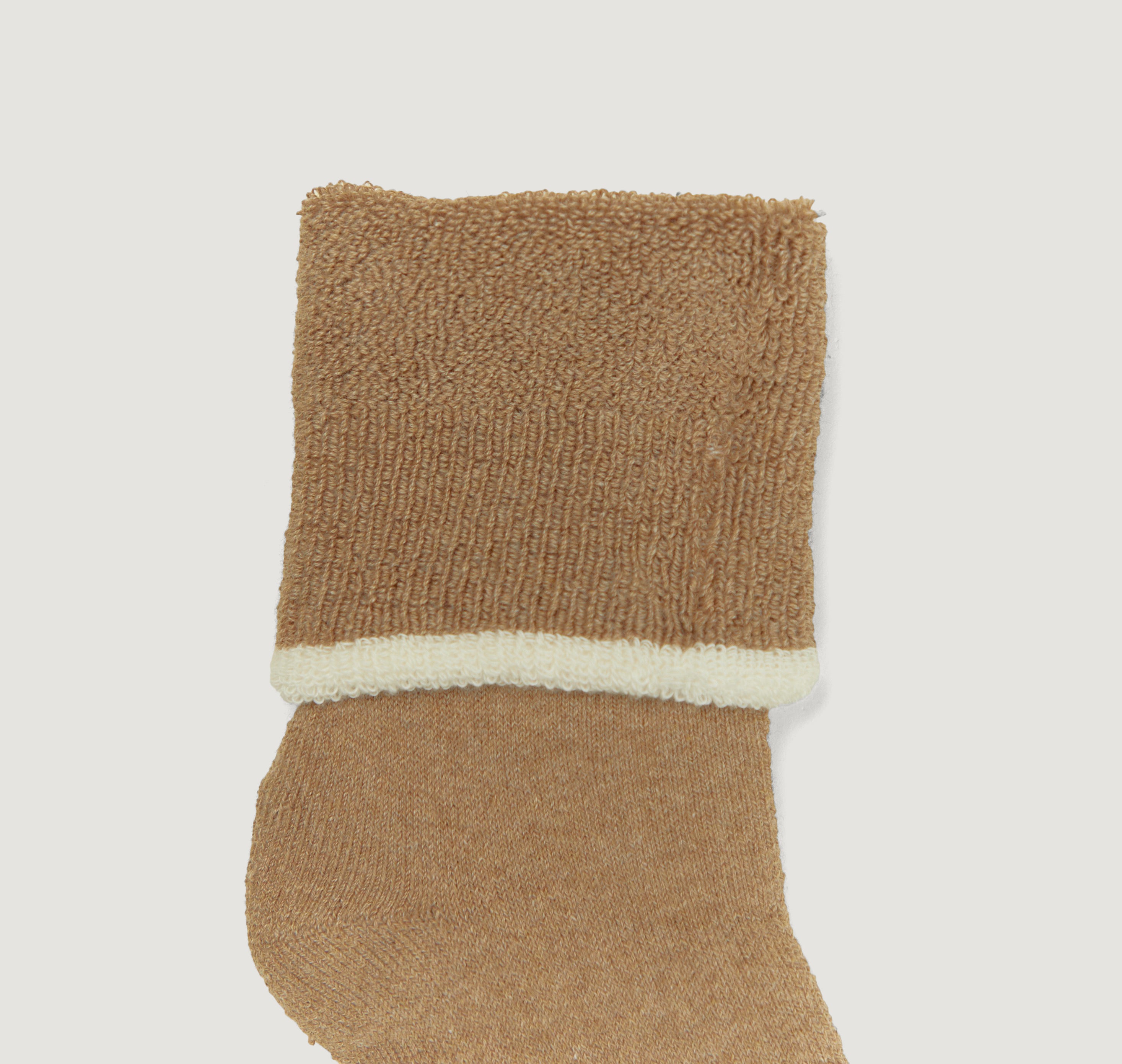 Serta socks in camel