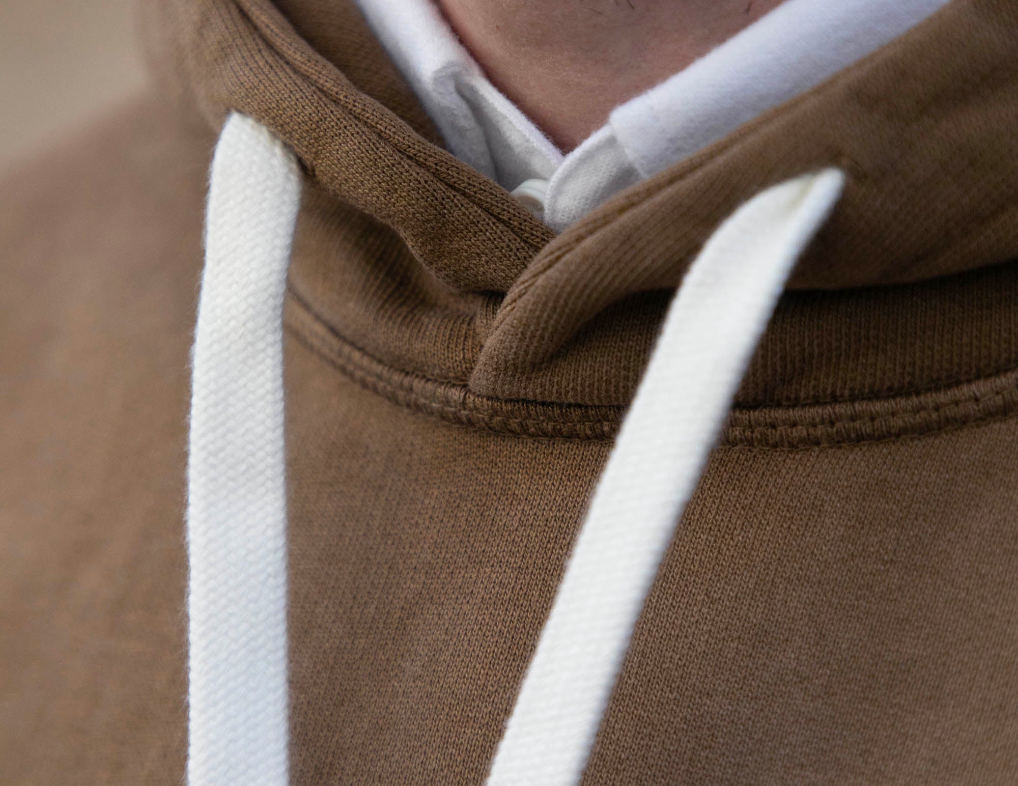 web-hoodie-soajo-tabac-2023-02-08-ivy-detail7